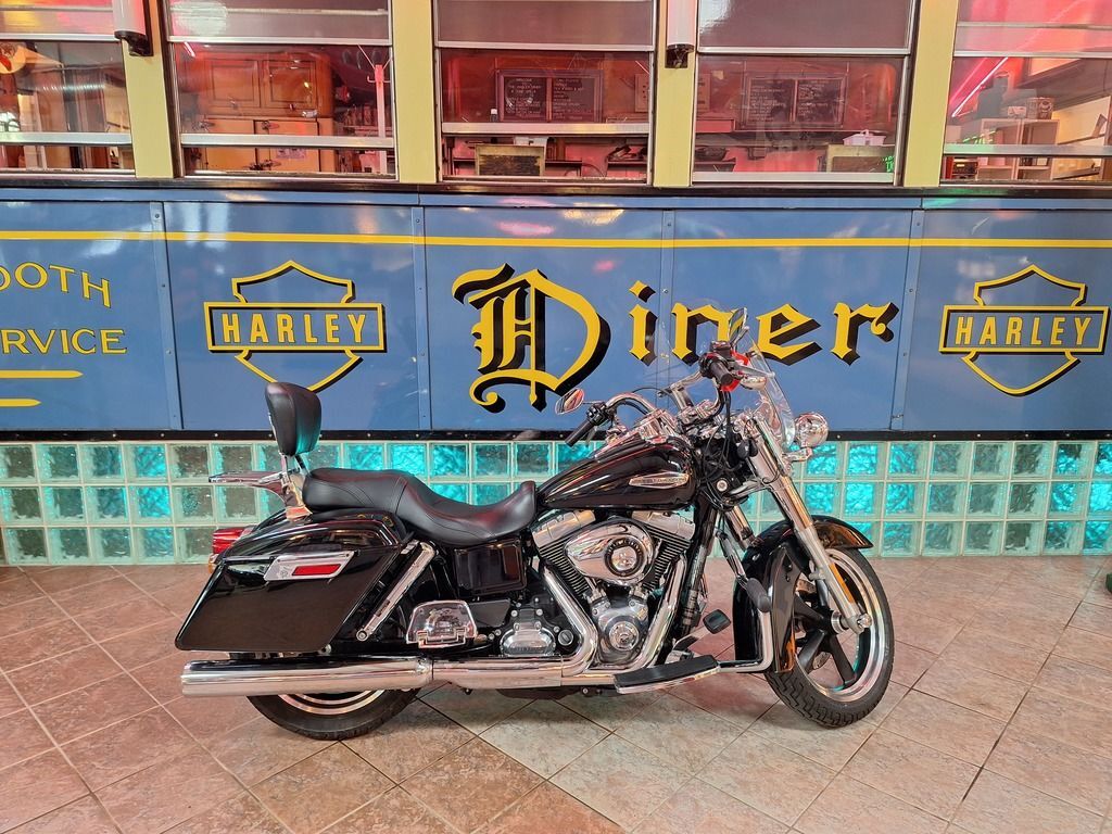 2014 Harley-Davidson® FLD - Dyna® Switchback in Bedford Heights, OH