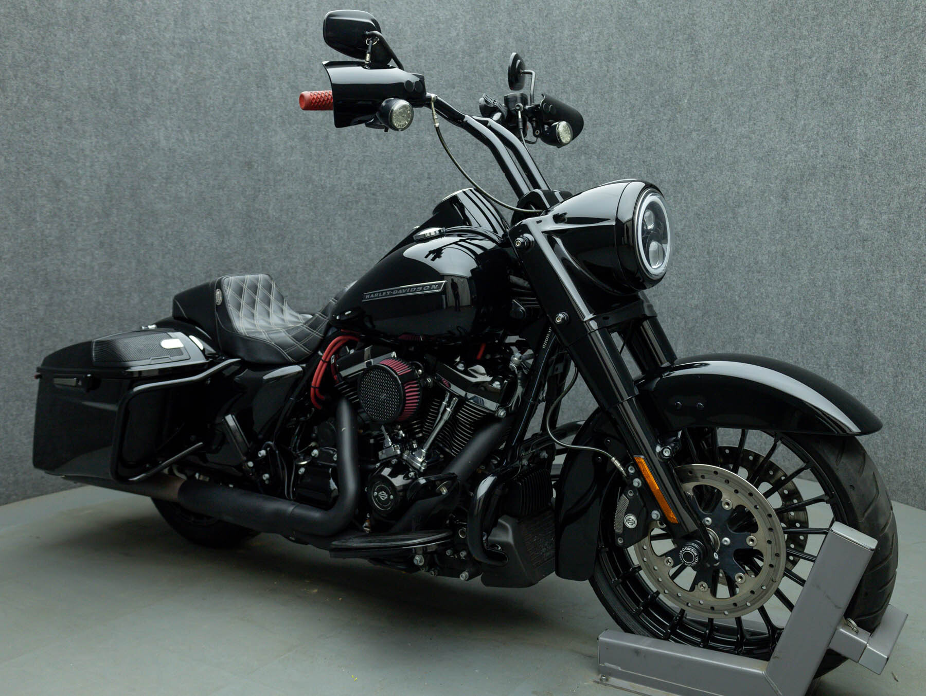 2018 Harley Davidson FLHRXS ROAD KING SPECIAL W/ABS SPECIAL in Pembroke, NH