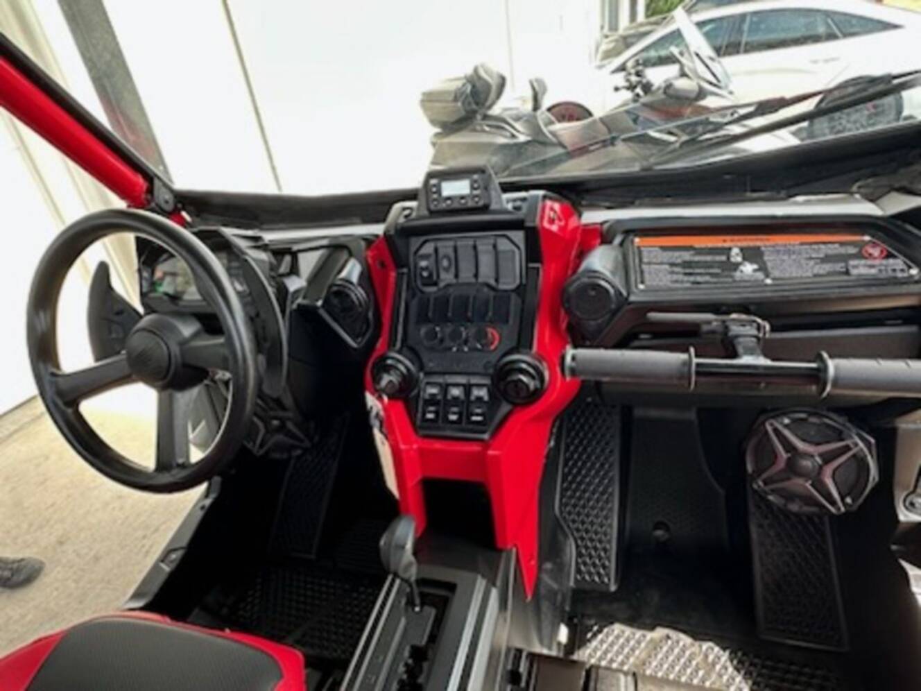 A photo of this 2023 Honda® Talon 1000R FOX Live Valve