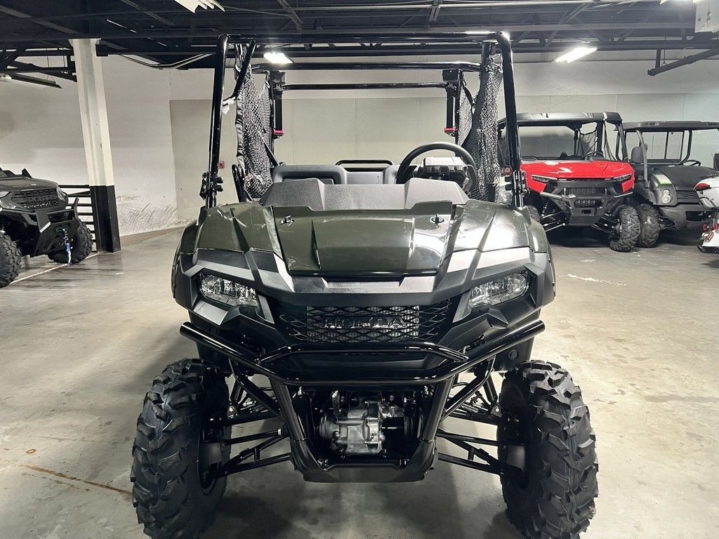 2027 Honda® Pioneer 700-4 Deluxe in beaumont TX