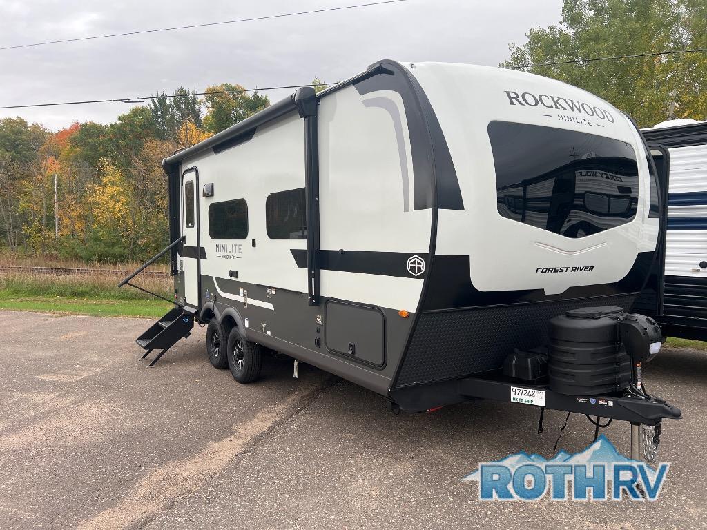 2027 Forest River Rv Rockwood Mini Lite 2109S in deerwood MN