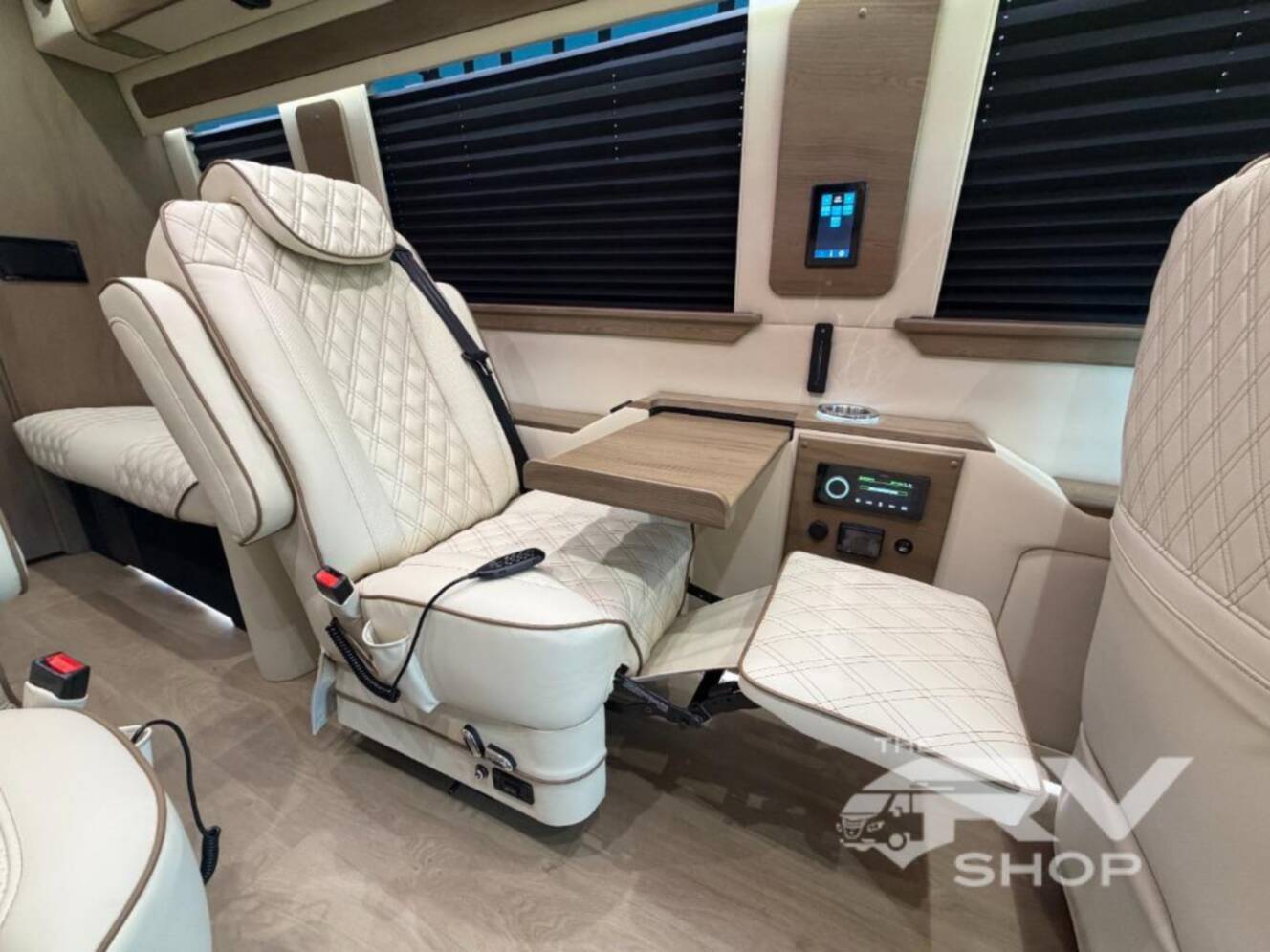 A photo of this 2027 Midwest Automotive Designs Luxe Cruiser D6