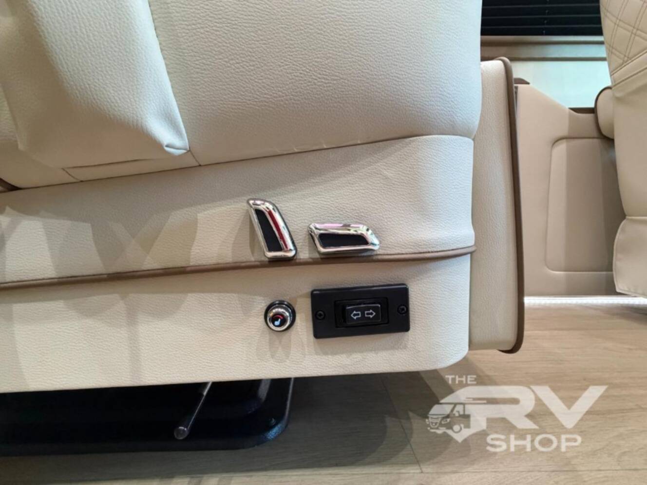 A photo of this 2027 Midwest Automotive Designs Luxe Cruiser D6