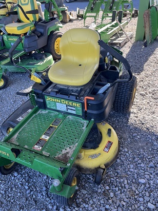 2022 John Deere Z335E in Union City, TN