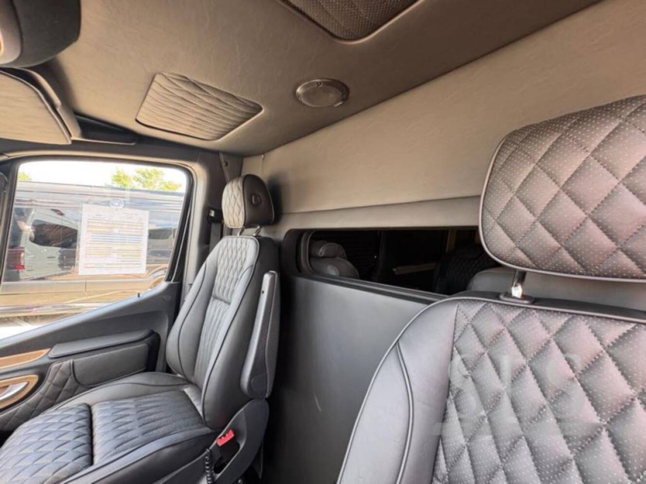 A photo of this 2027 Midwest Automotive Designs Luxe Cruiser D6 Full