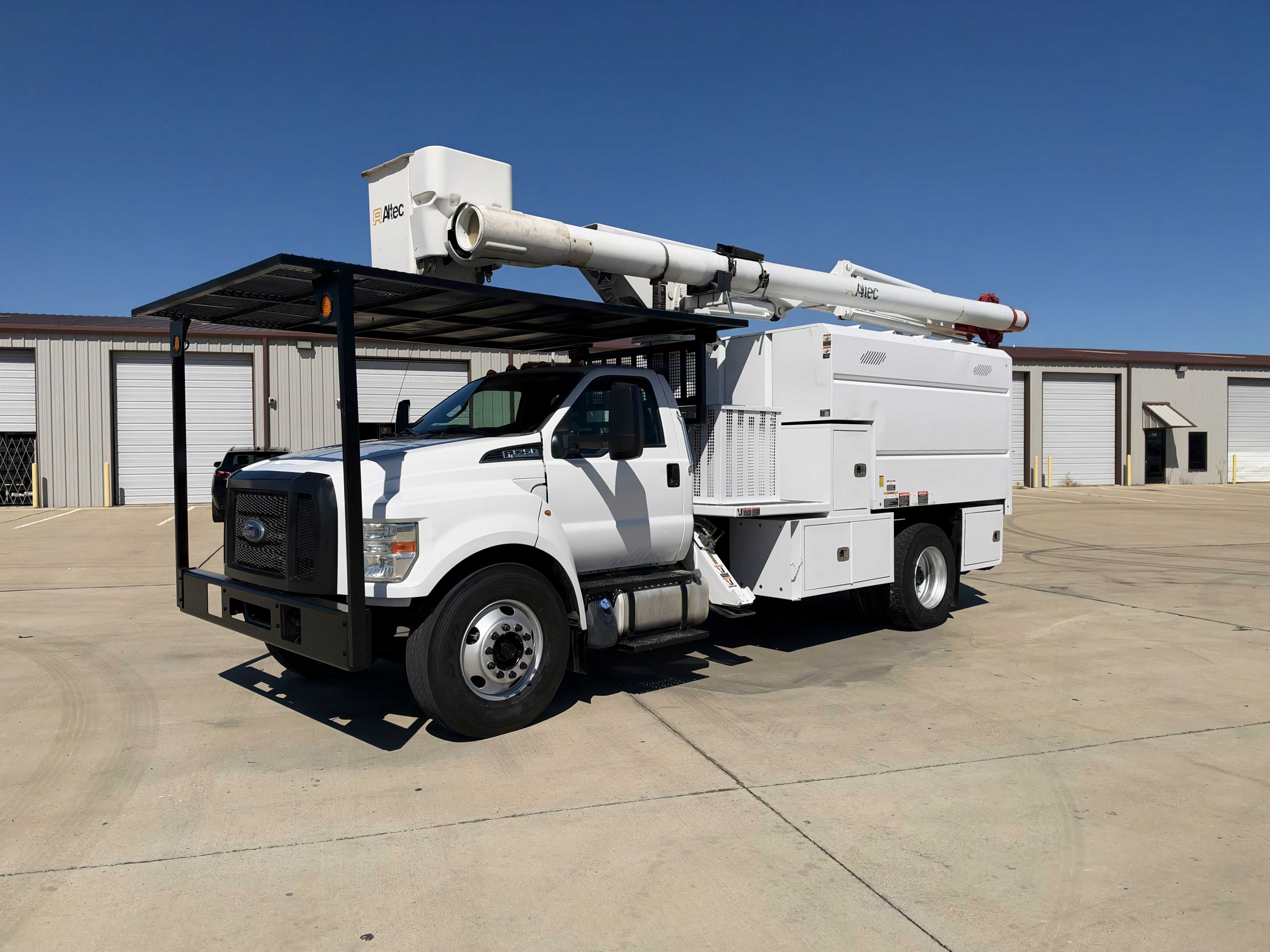 2016 FORD F750 SD DIESEL STRAIGHT FRAME in Fort Worth, TX