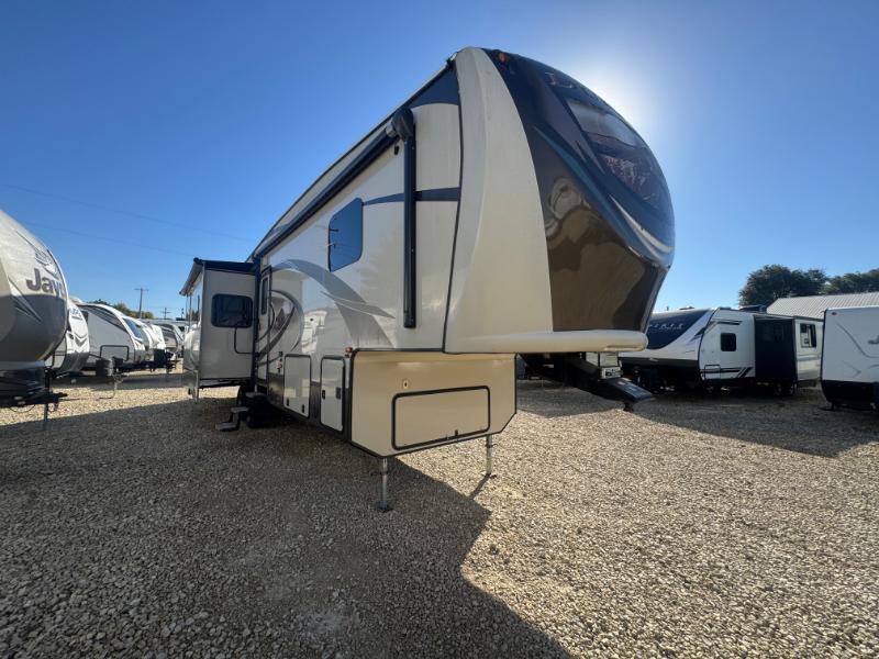 2015 Kz Durango 2500 348RKT in holmen WI
