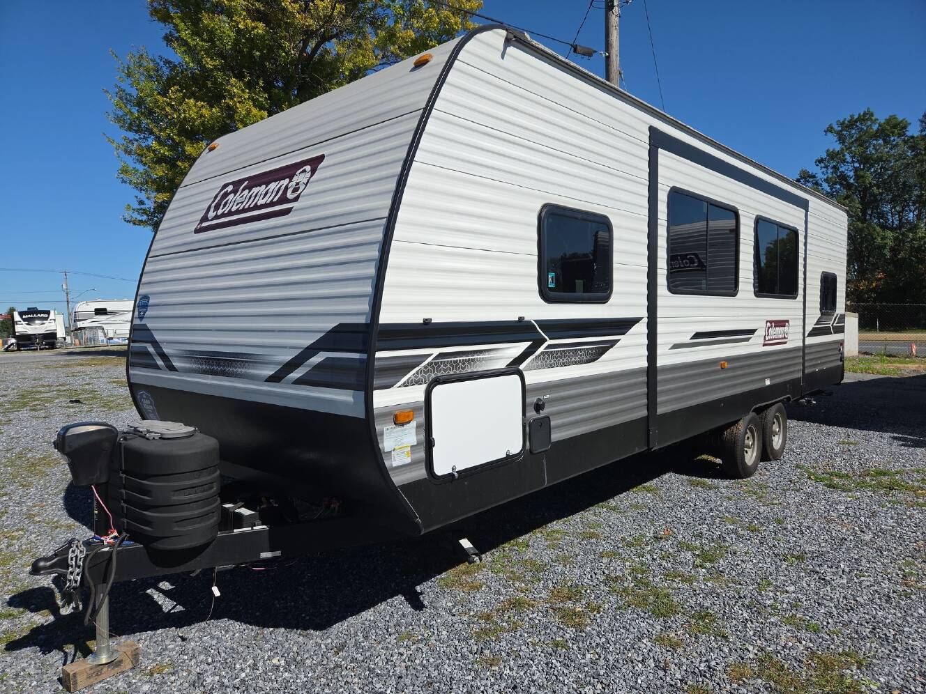 A photo of this 2024 Dutchmen Coleman Lantern LT 263BH