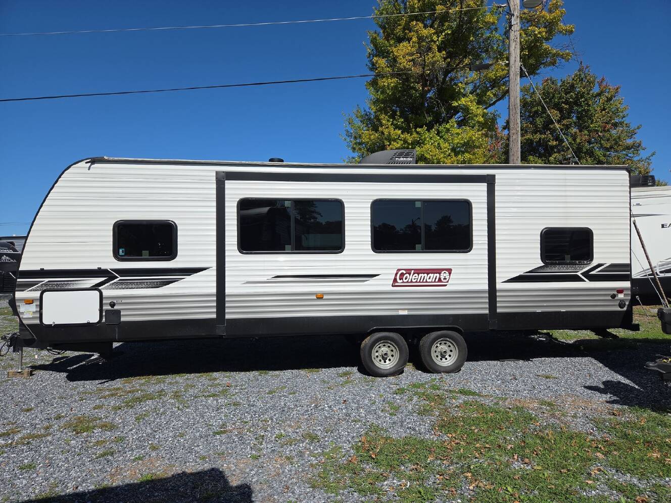 A photo of this 2024 Dutchmen Coleman Lantern LT 263BH