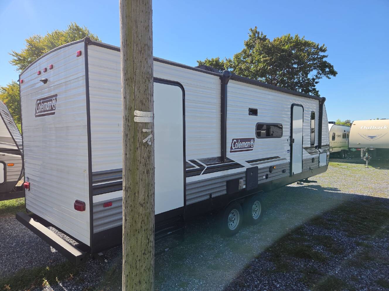 A photo of this 2024 Dutchmen Coleman Lantern LT 263BH