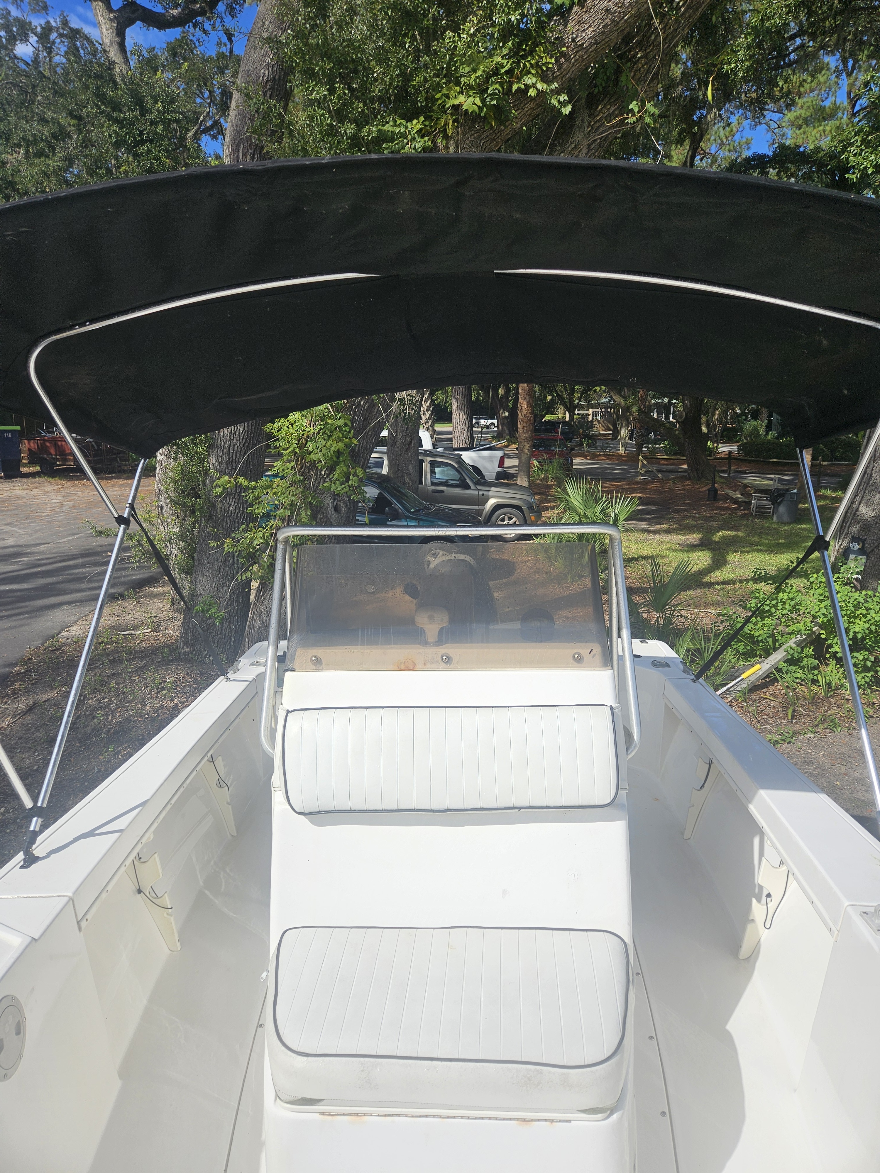 1999 Mako 191 CENTER CONSOLE in east greenwich RI