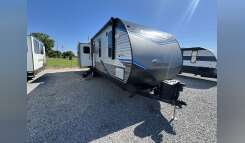 2022 Coachmen Catalina Legacy Edition 333RETS RV
