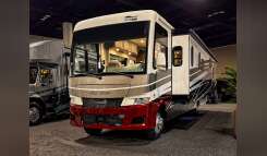 2027 Newmar Bay Star 3640 RV