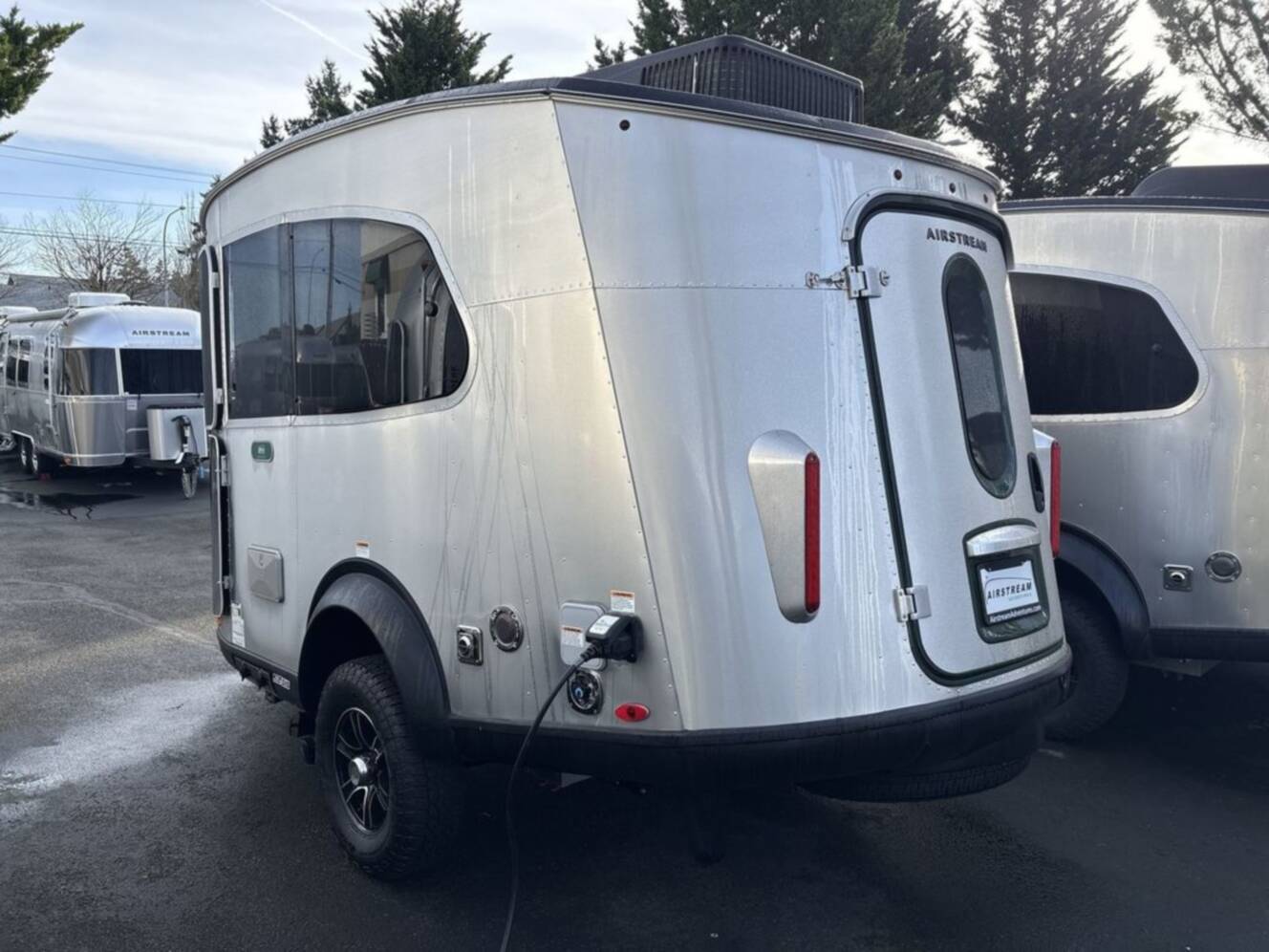 A photo of this 2025 Airstream Basecamp 16X
