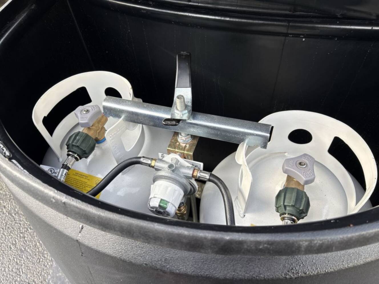 A photo of this 2025 Airstream Basecamp 16X