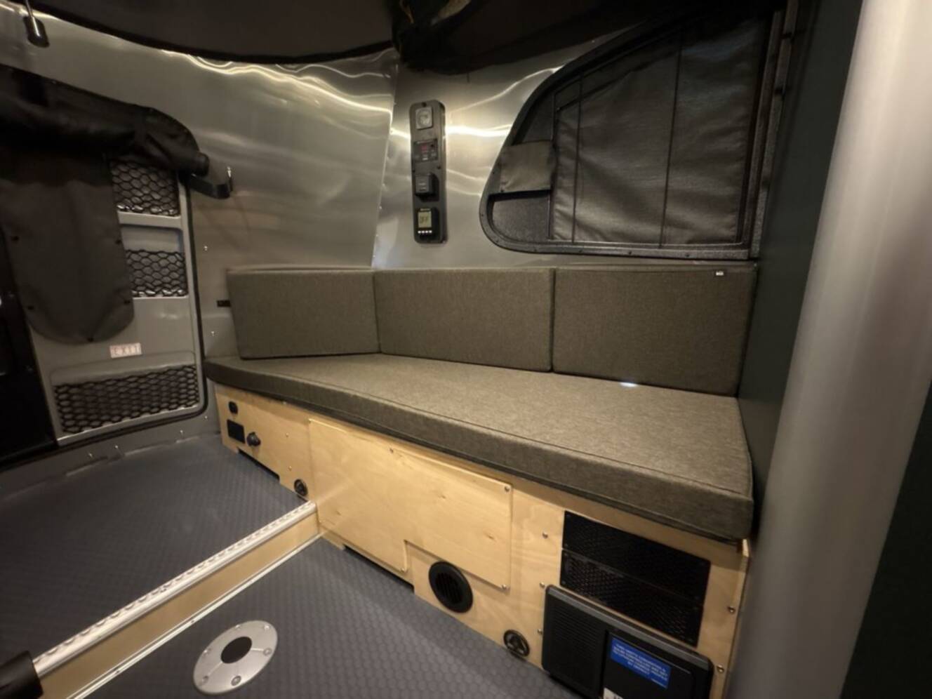 A photo of this 2025 Airstream Basecamp 16X