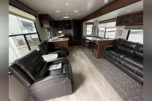 2018 Heartland MALLARD M302 in lakewood NJ