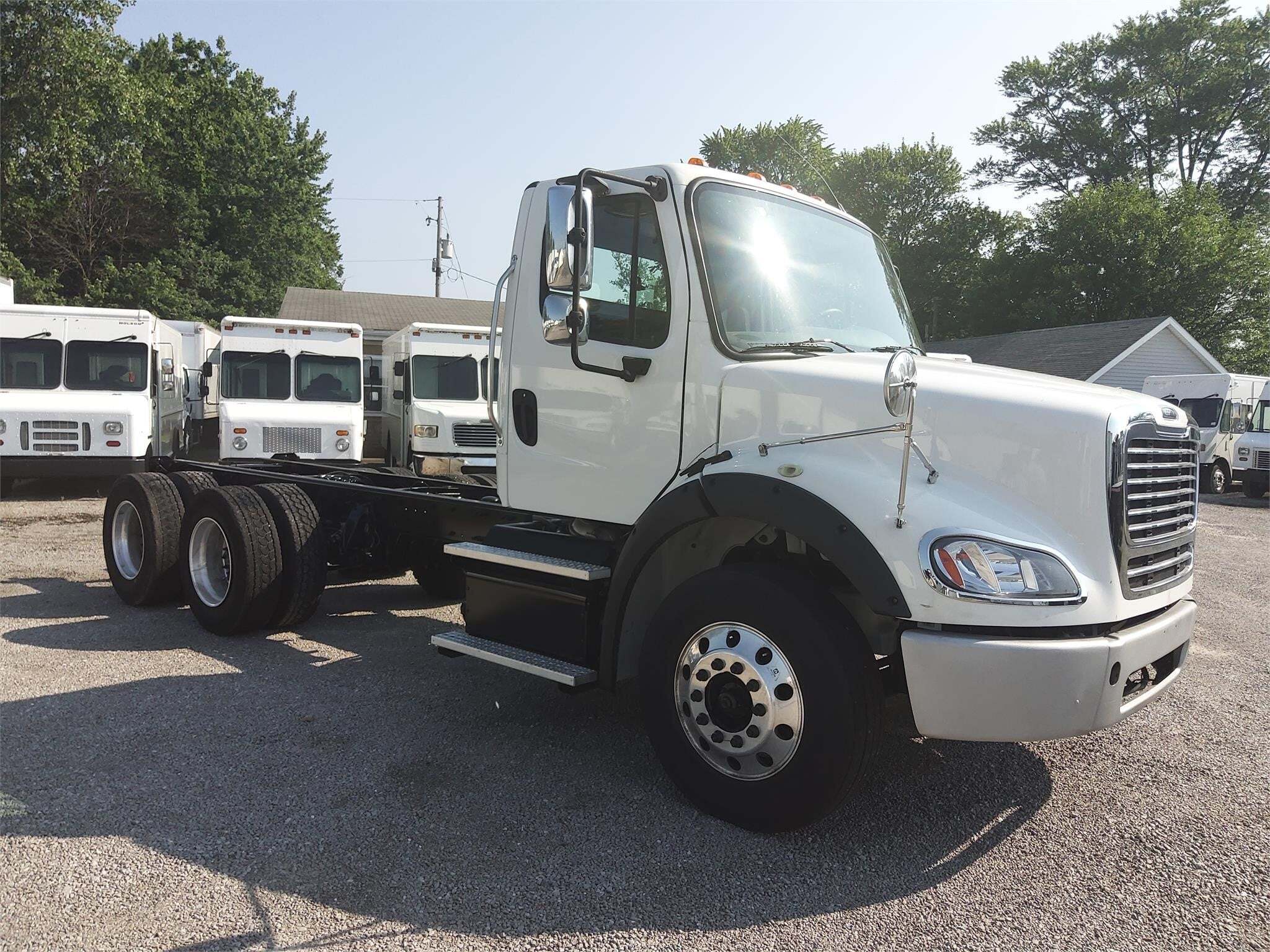 2017 FREIGHTLINER BUSINESS CLASS M2 112 in Fort Wayne, IN