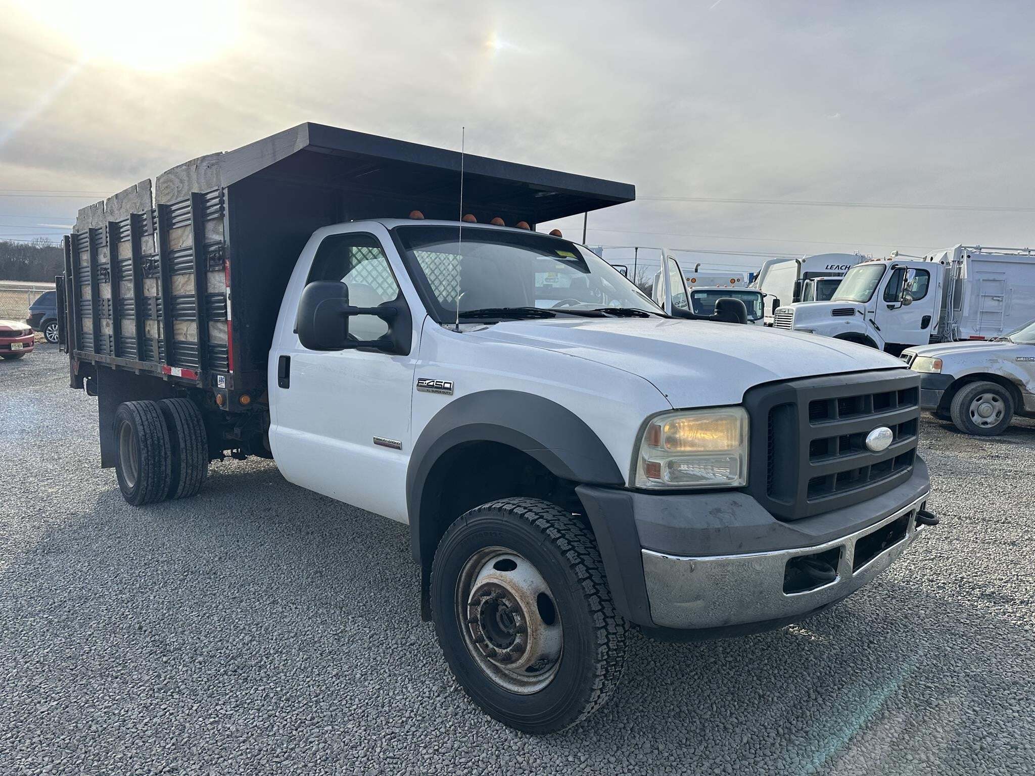 2005 FORD F450 in Bealeton, VA