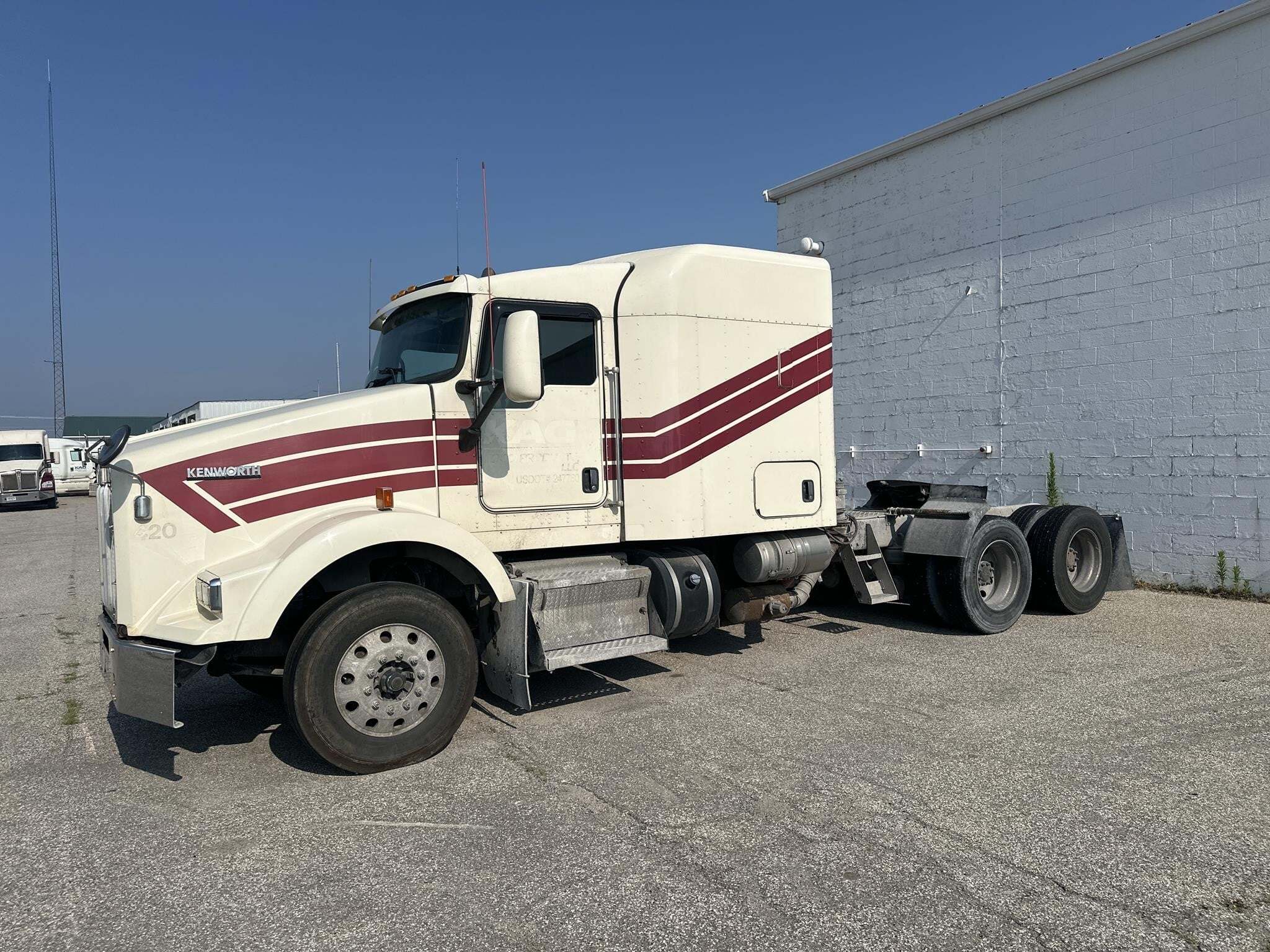 2017 KENWORTH T800 in Monroe, GA