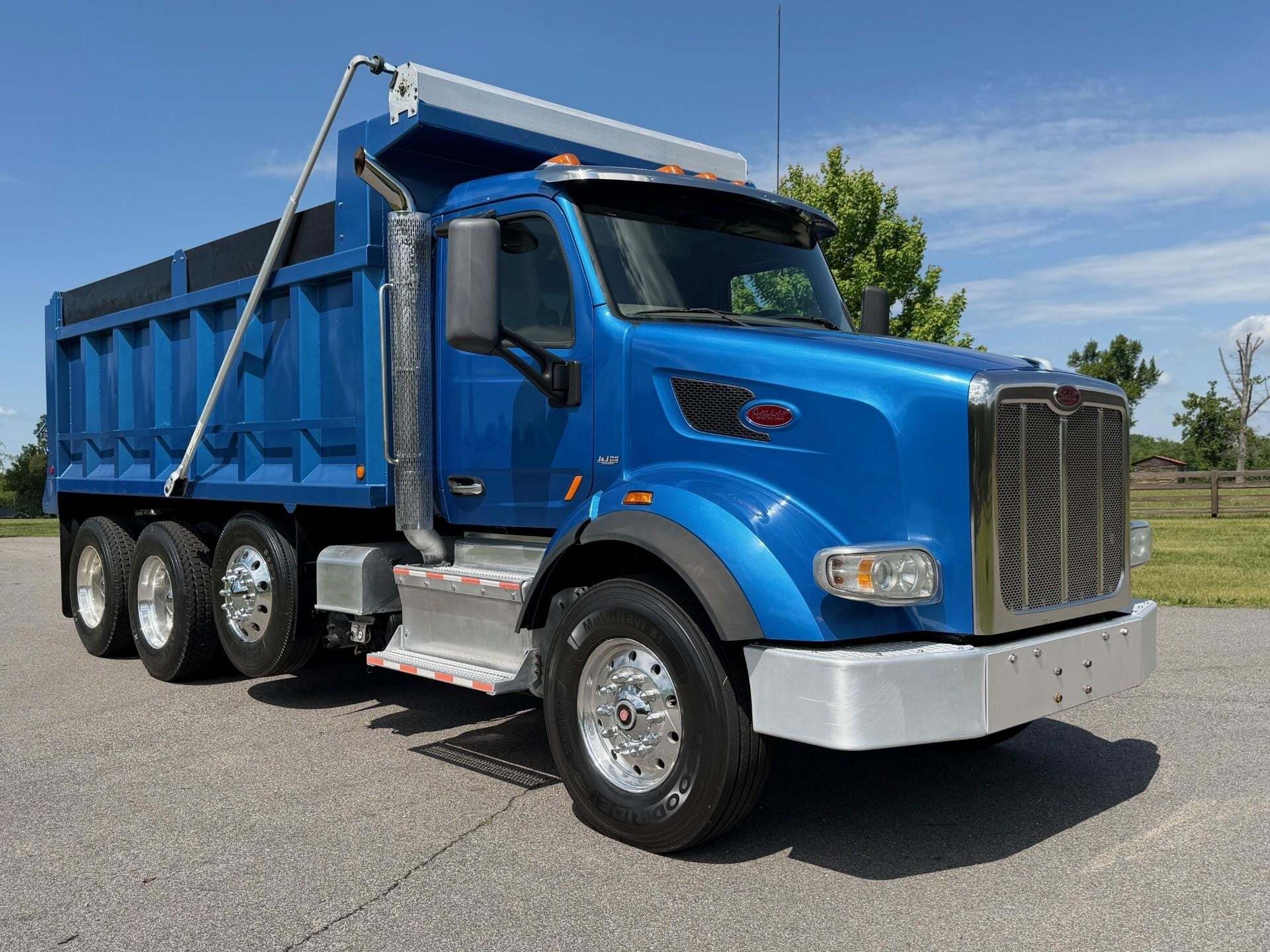 2016 PETERBILT 567 in Chatham, VA