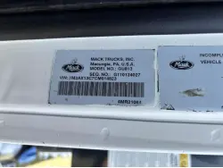 2012 MACK GRANITE GU813