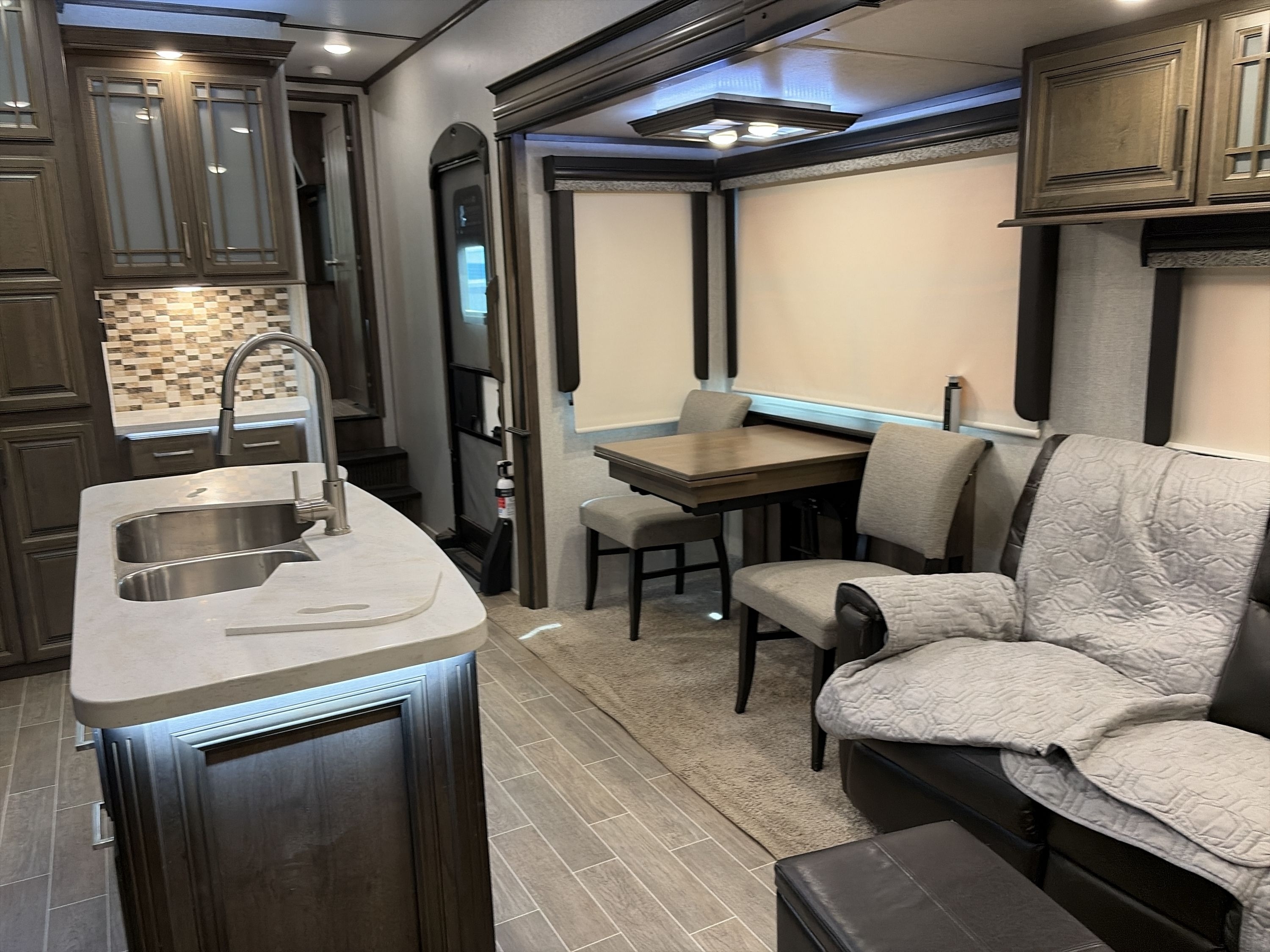 2020 Keystone MONTANA 3931FB in branson MO