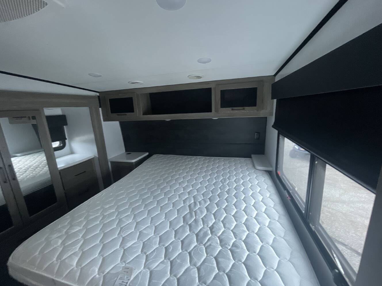A photo of this 2022 Heartland ROAD WARRIOR 375RW