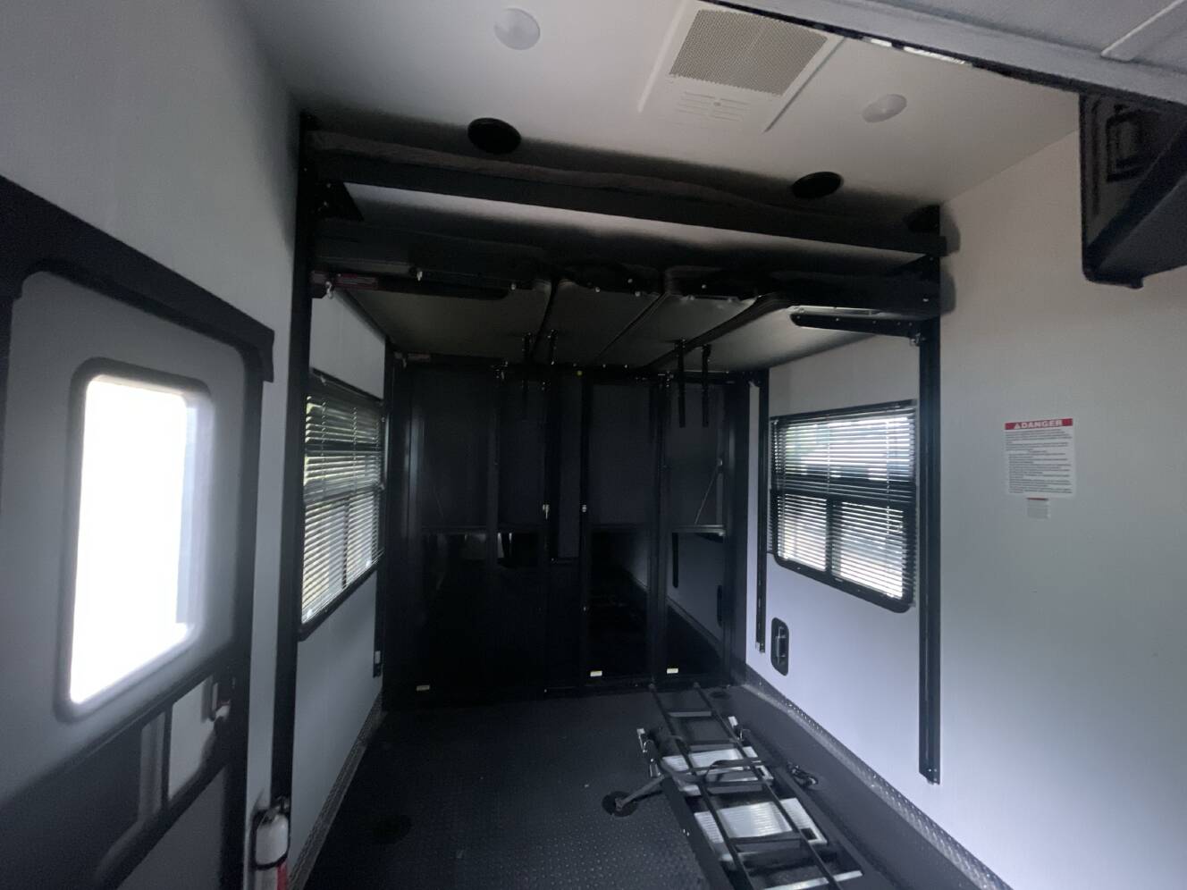A photo of this 2022 Heartland ROAD WARRIOR 375RW