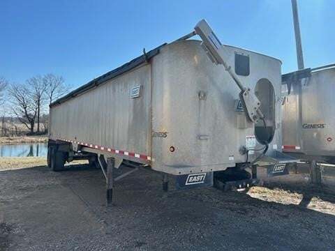 2015 EAST GENESIS HYBRID in Petersburg, IN