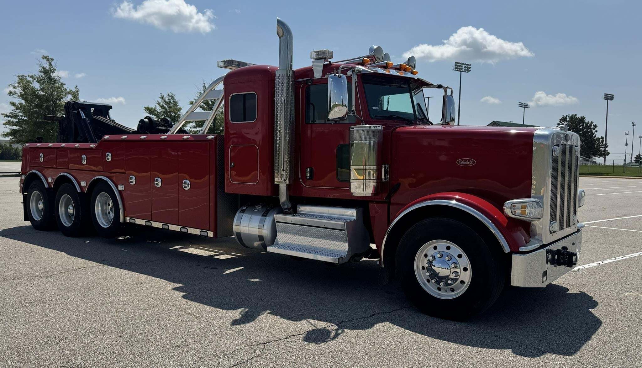 2021 PETERBILT 389 in Olathe, KS