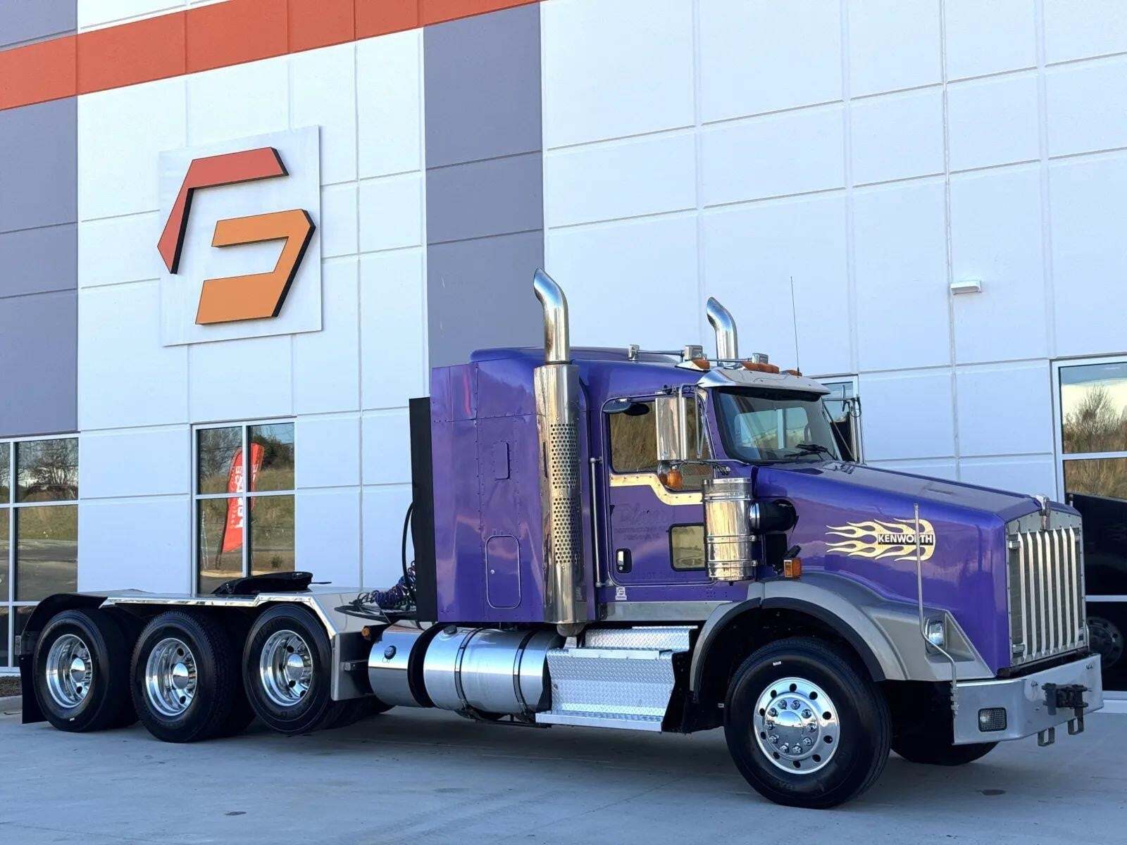 2014 KENWORTH T800 in Greer, SC