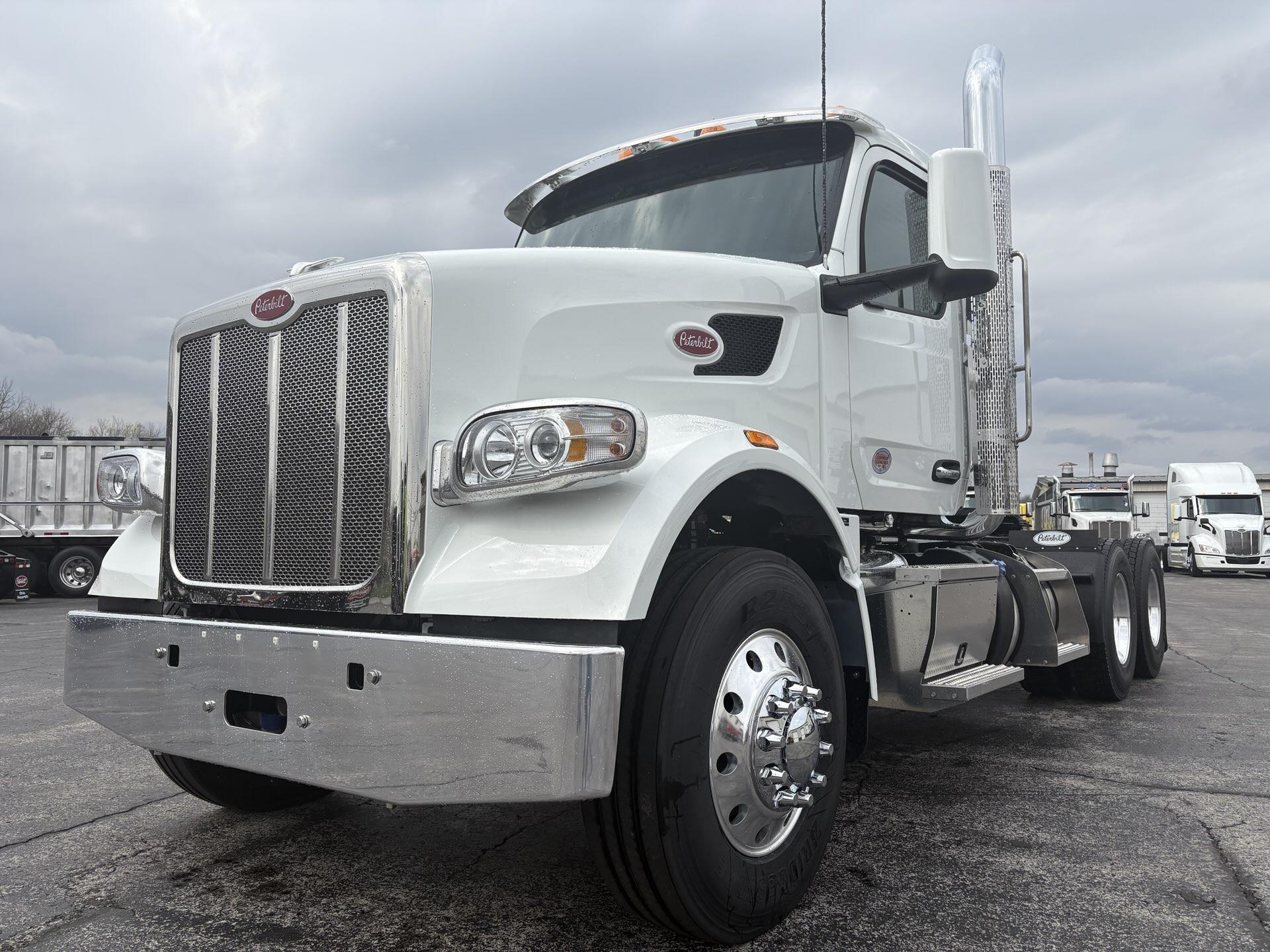 2027 PETERBILT 567 in Findlay, OH