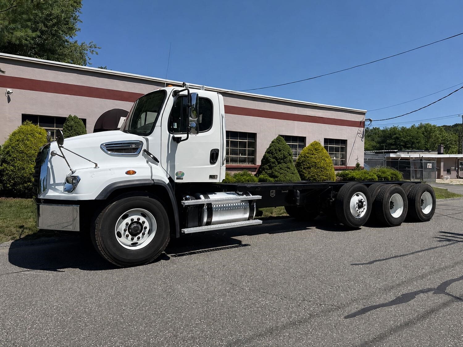 2015 FREIGHTLINER 114SD in Chicopee, MA