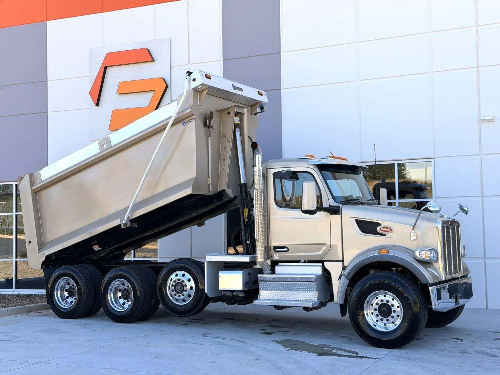 2024 PETERBILT 567 in Greer, SC
