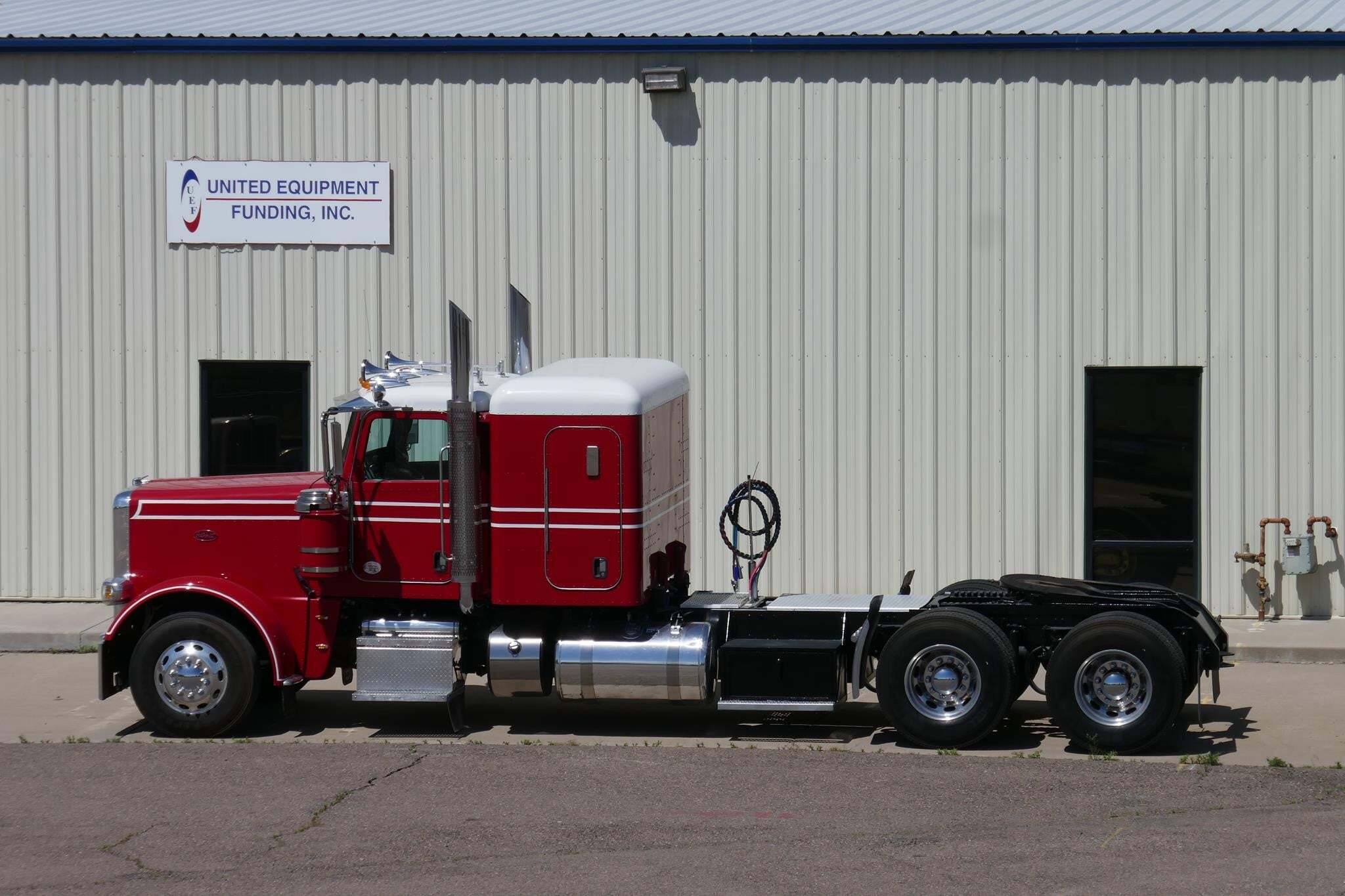 2021 PETERBILT 389 in Henderson, CO