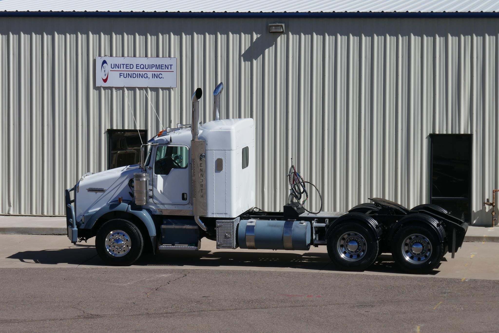 2005 KENWORTH T800 in Henderson, CO