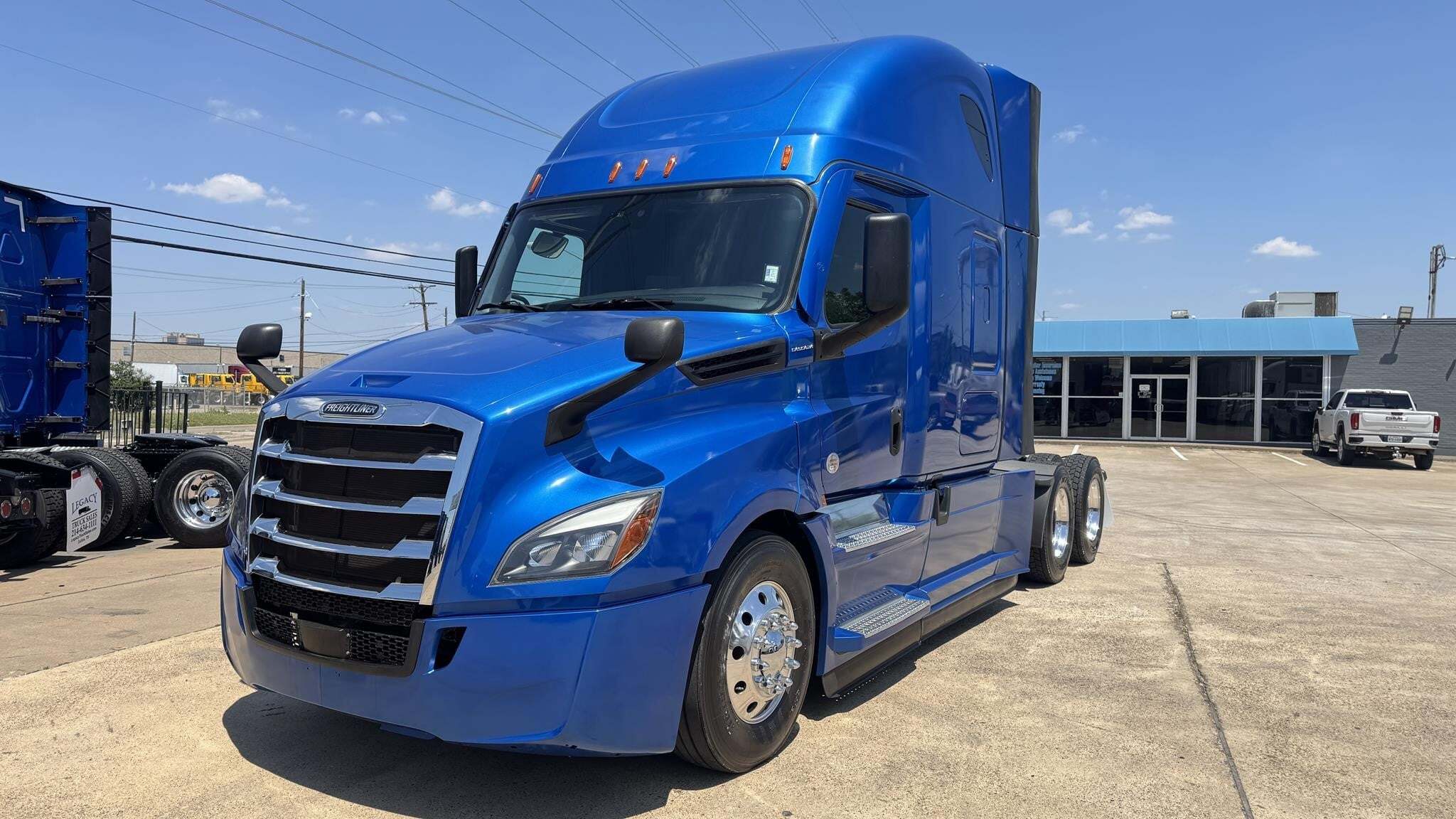 2022 FREIGHTLINER CASCADIA 126 in Dallas, TX