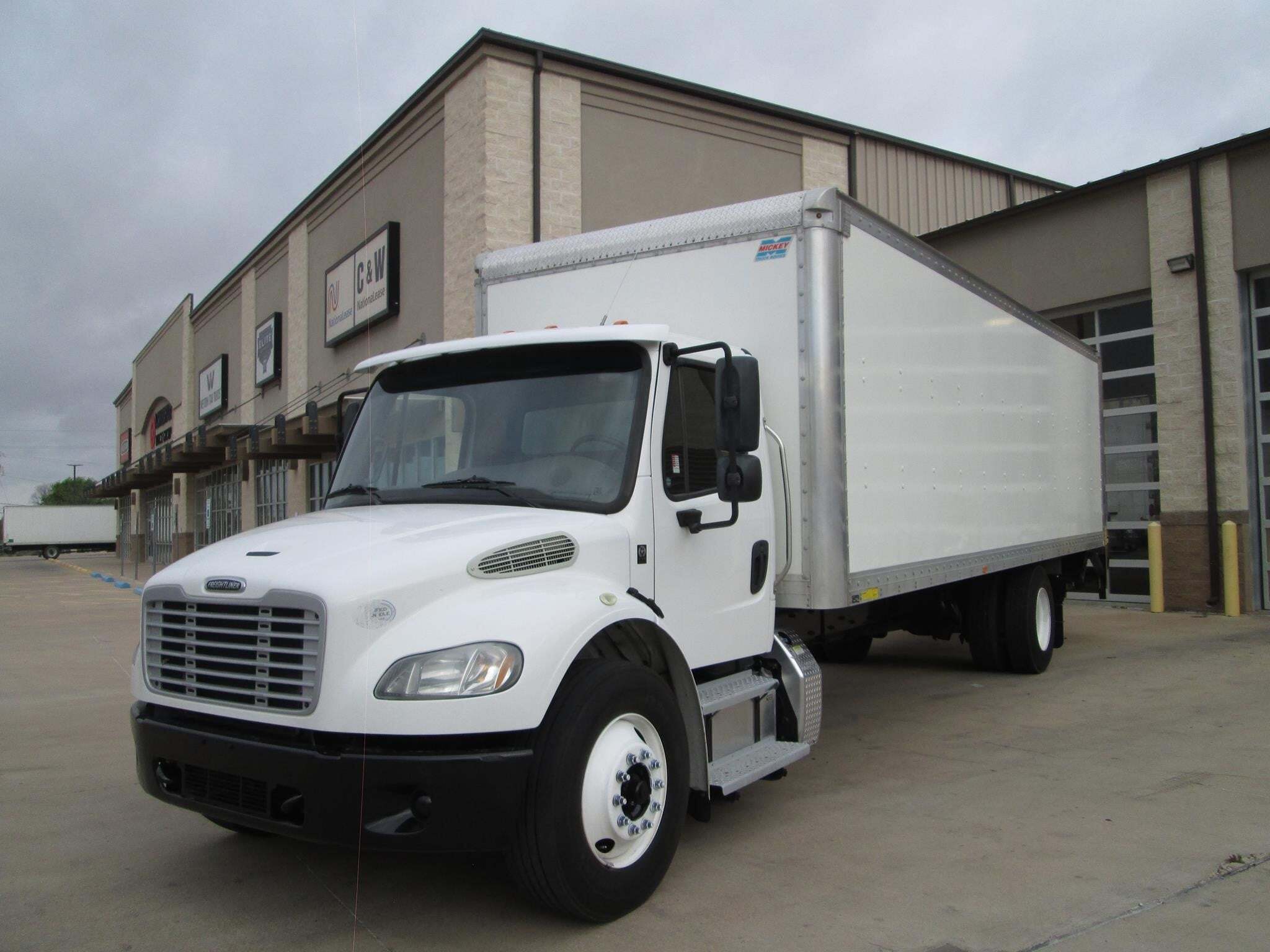 2019 FREIGHTLINER BUSINESS CLASS M2 106 in Bryan, TX