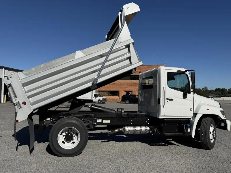 2027 HINO L6