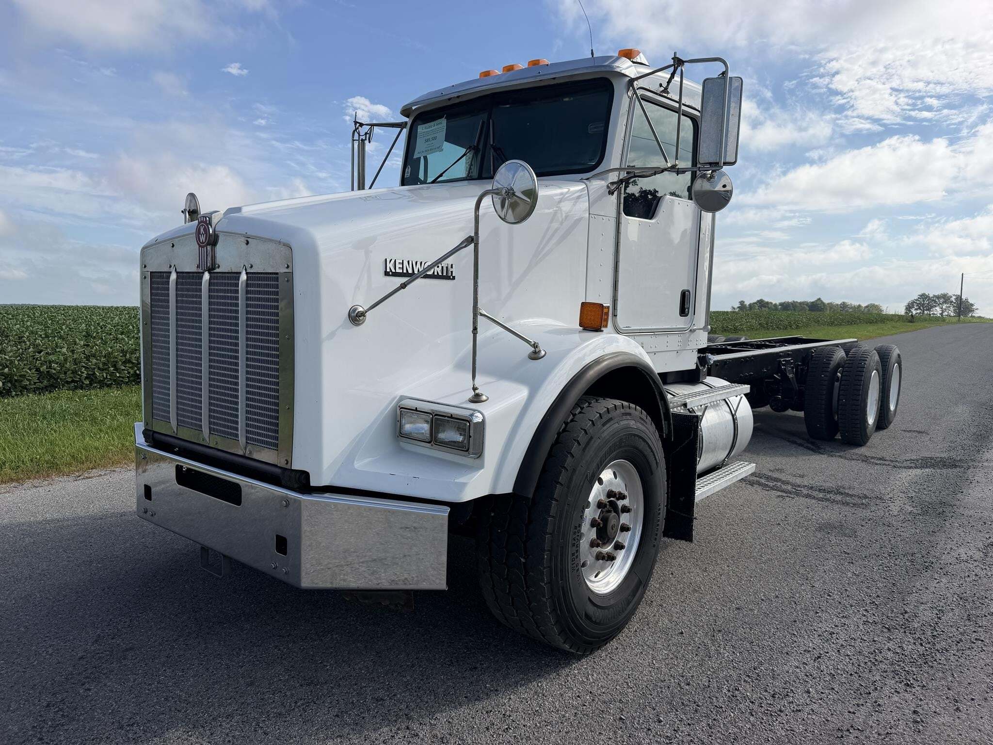 2015 KENWORTH T800 in Monroeville, IN