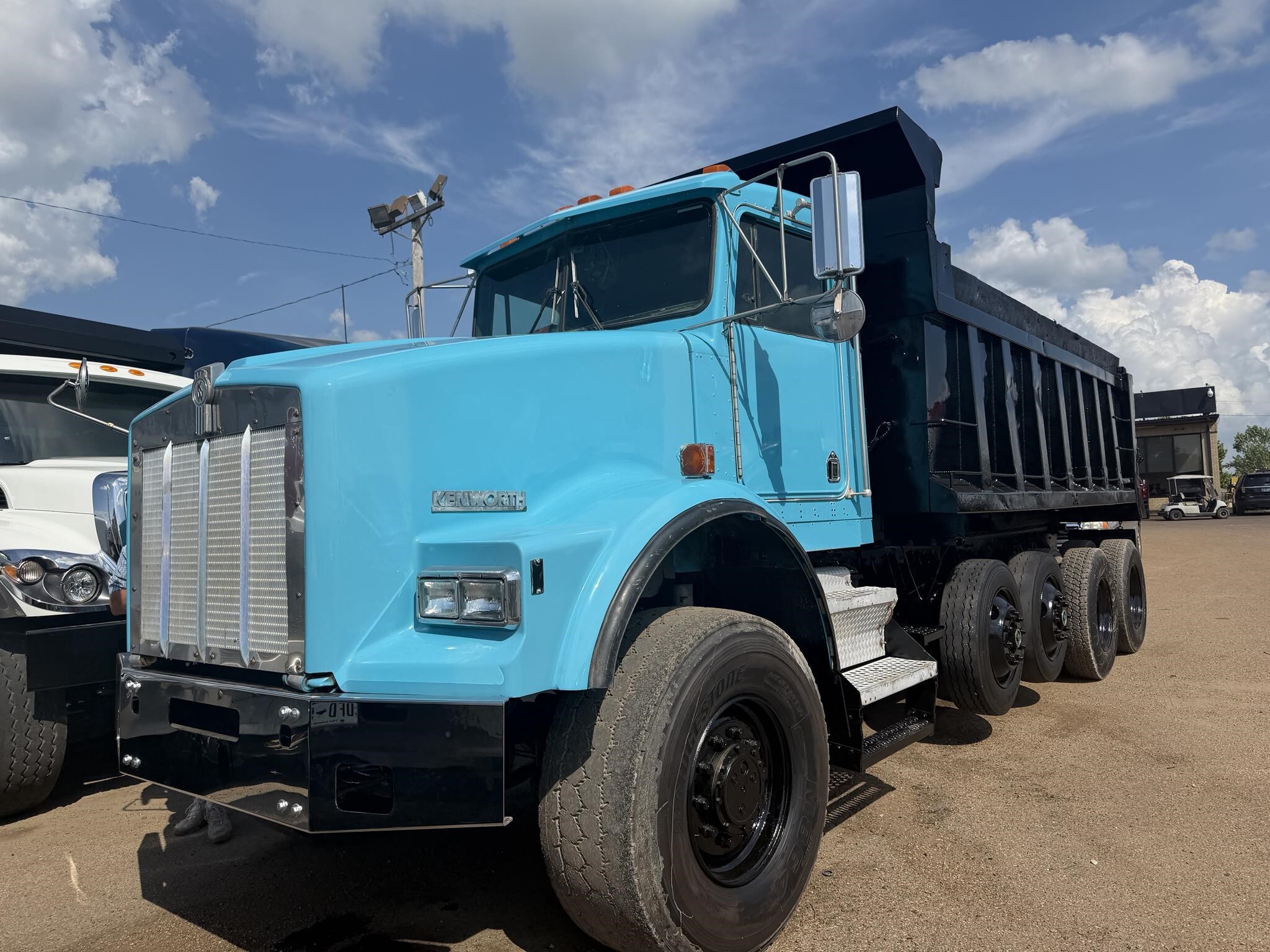 1994 KENWORTH T800 in Covington, TN