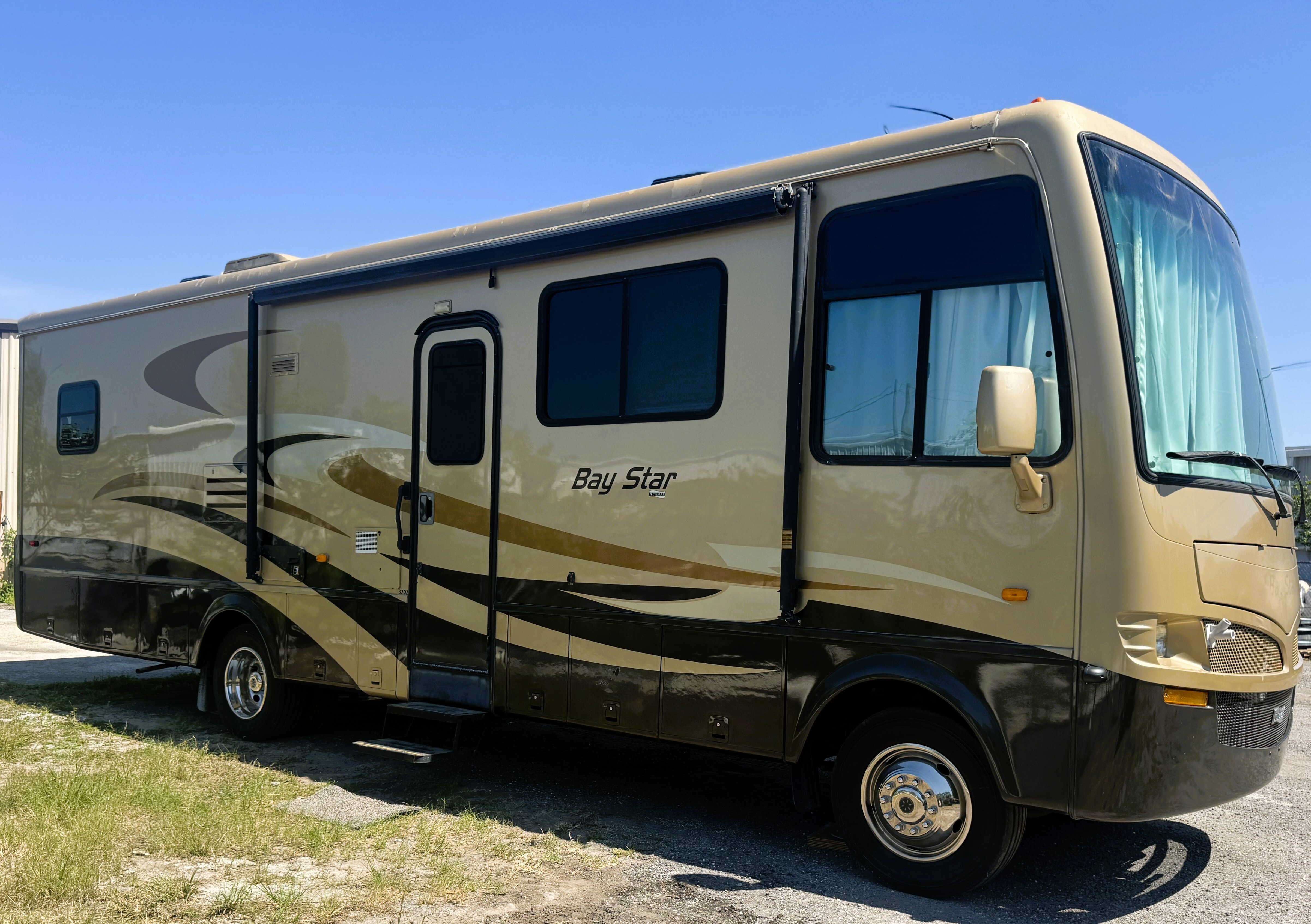 2009 Newmar BAY STAR 3202 in largo FL