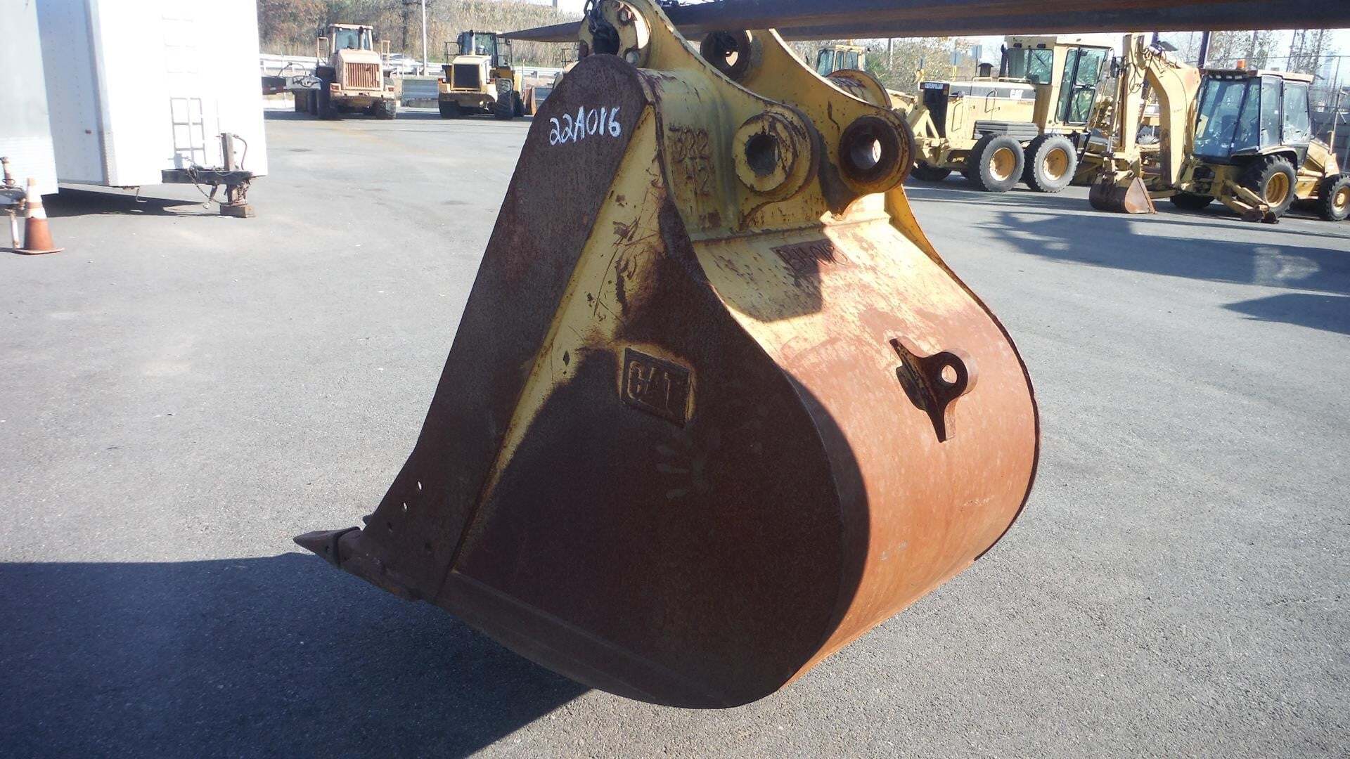 CATERPILLAR Attachment in Newark, NJ