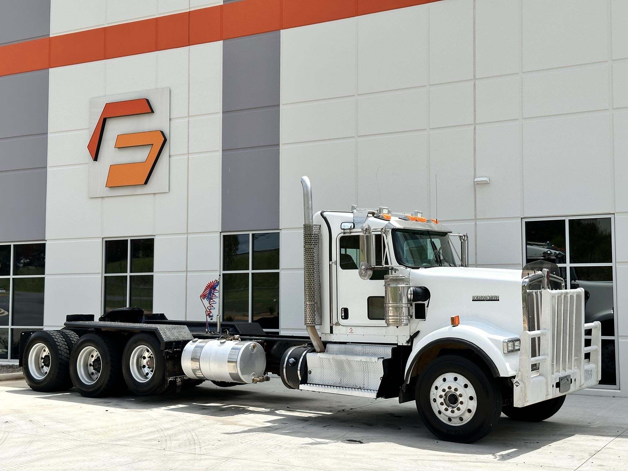 2014 KENWORTH W900 in Greer, SC