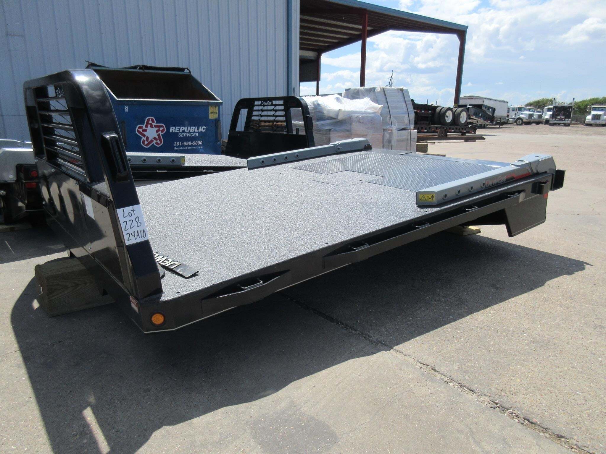 2024 DEWEZE XRT84 in Robstown, TX