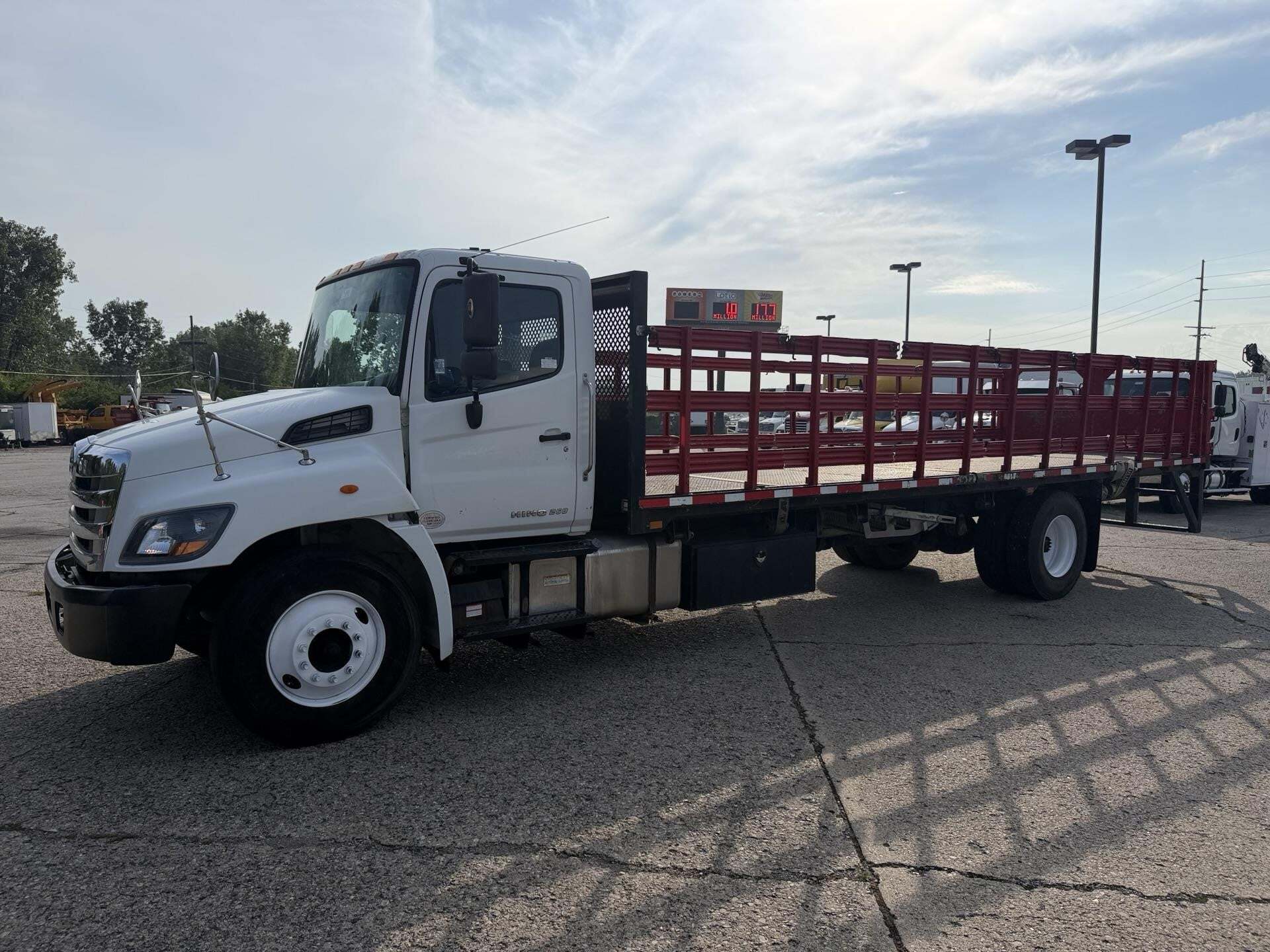 2019 HINO 268 in Fort Wayne, IN