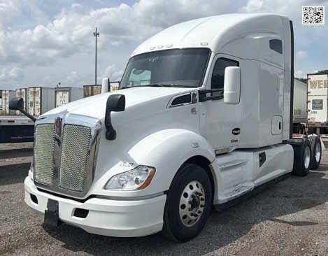 2022 KENWORTH T680 in Indianapolis, IN