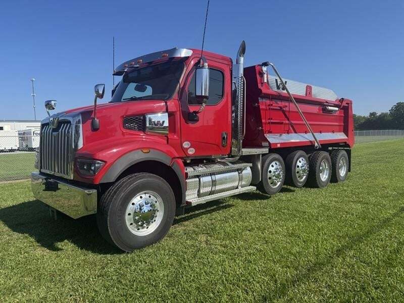 2027 WESTERN STAR 47X in Greenville, SC