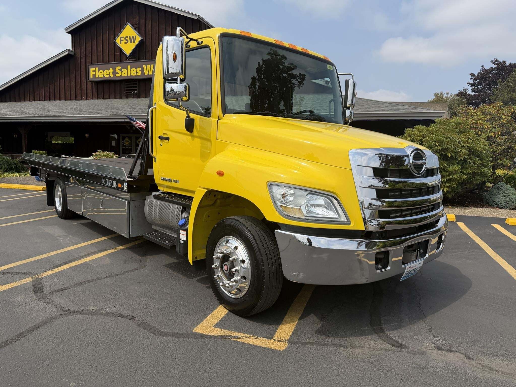 2020 HINO 258ALP in Woodburn, OR